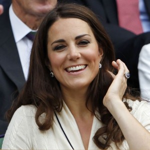 Kate-Middleton-Chelsea-blowdry-180413